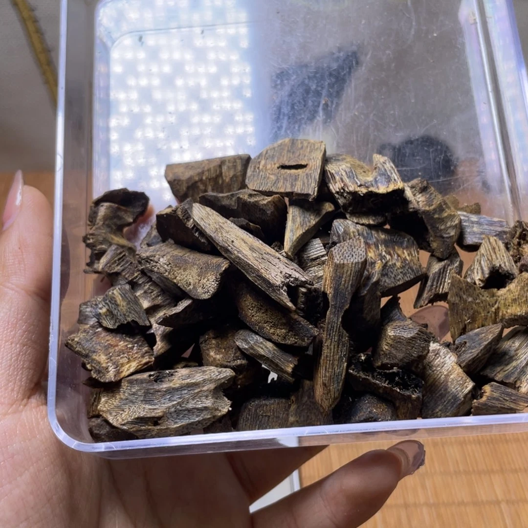 香榧木?****）海南绿棋楠碎料35g