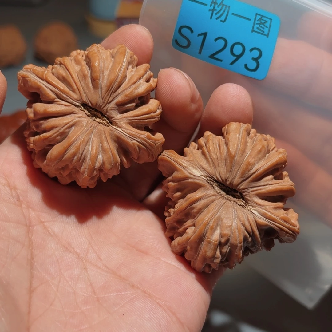 文玩核桃把件楼子46