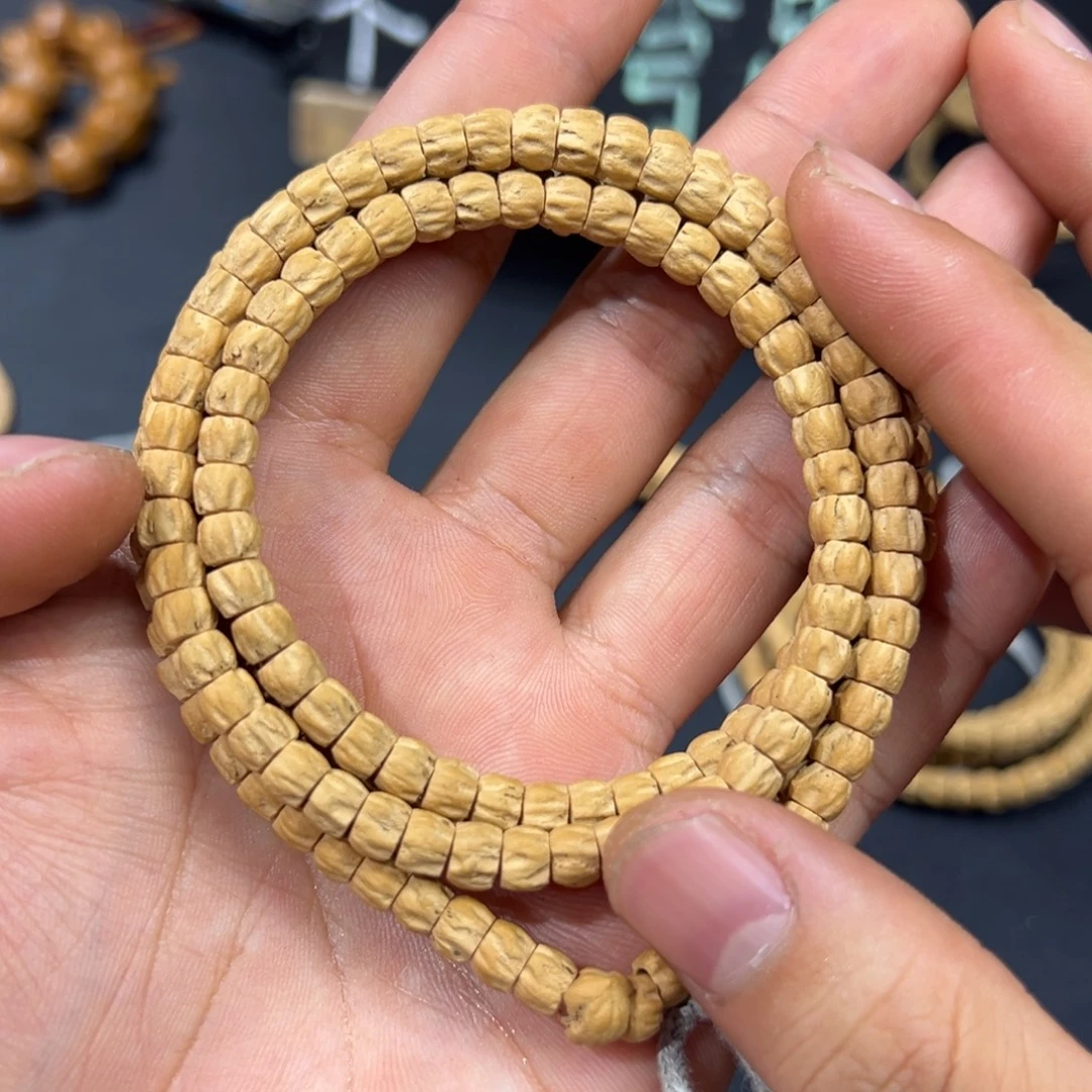 柏香籽/百香籽吊坠B61