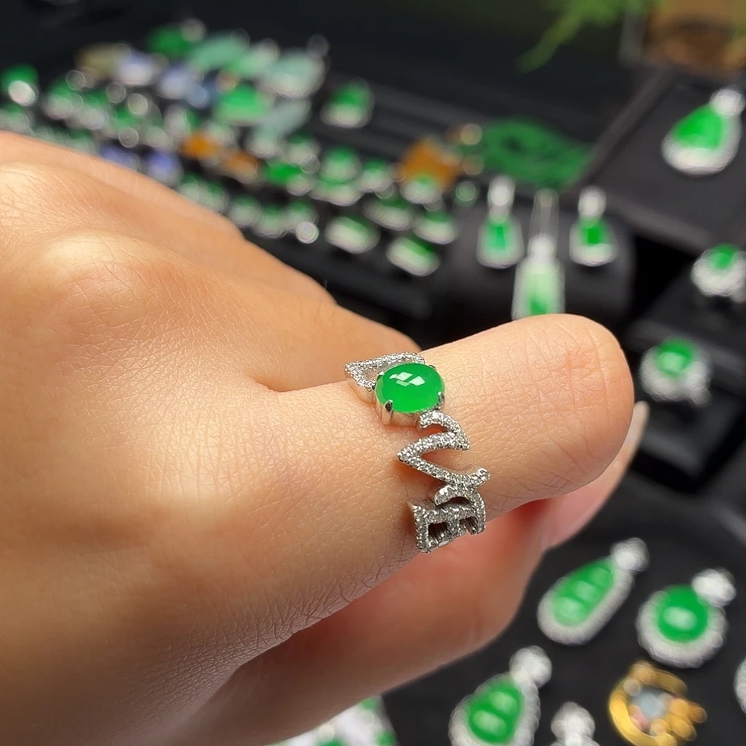 翡翠18K金镶嵌戒指004设计款戒指