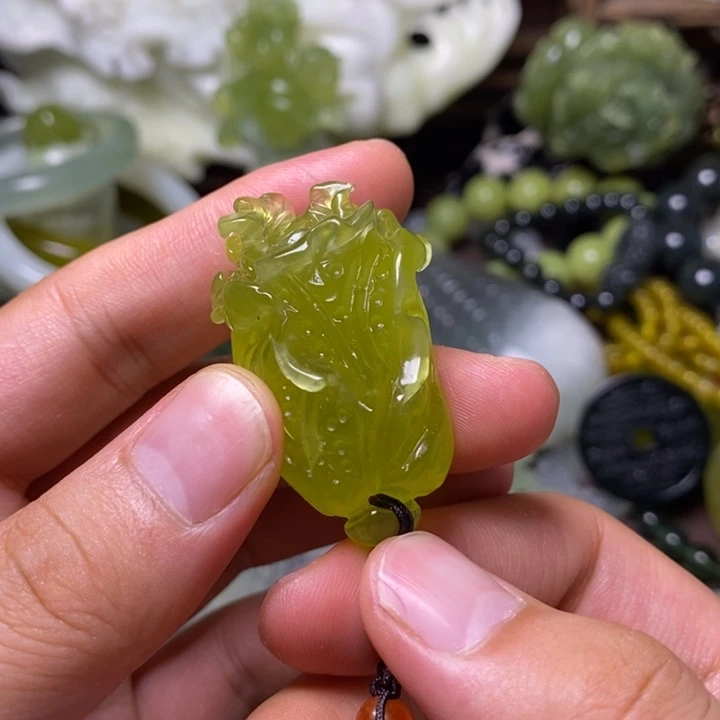 未镶嵌岫玉岫玉颈饰