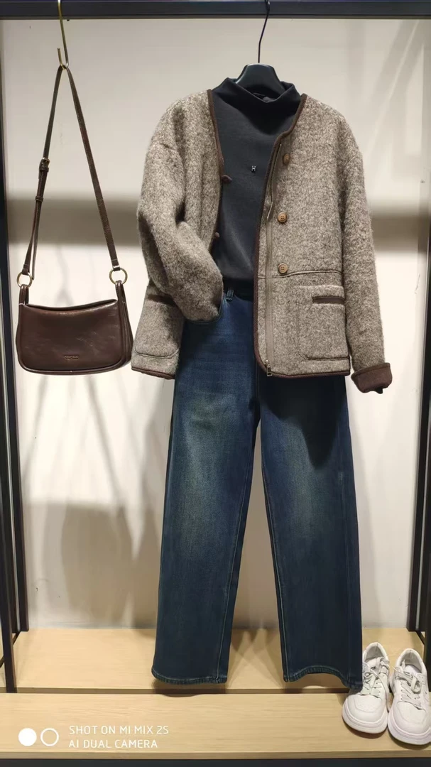 宽松显瘦秋冬季气质中长款外套毛呢大衣短款加厚