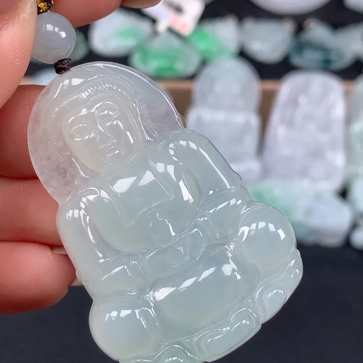 颈饰未镶嵌翡翠观音