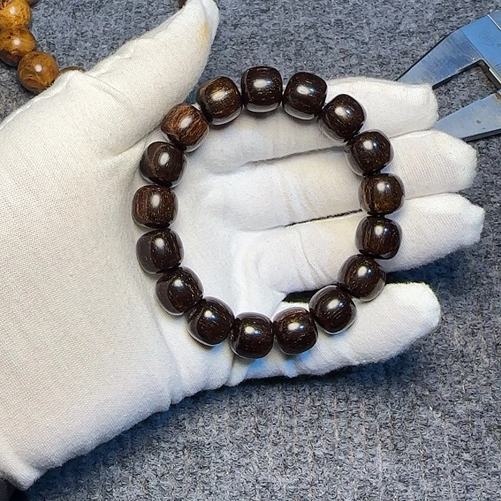 天***北贡木全陈化老料把件串