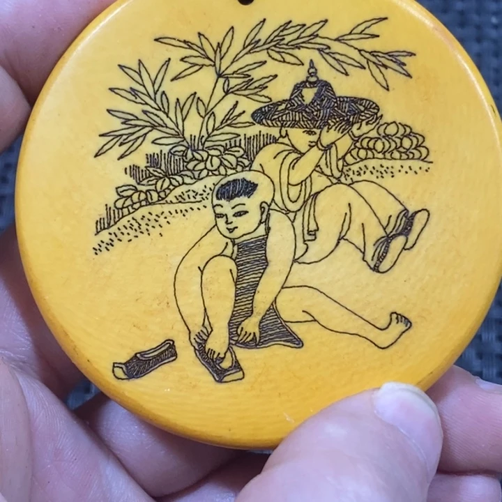 滴血莲花菩提吊坠