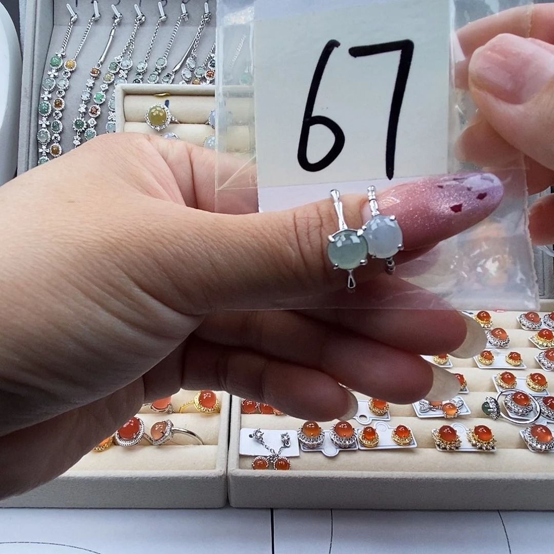 翡翠未镶嵌戒指缅甸