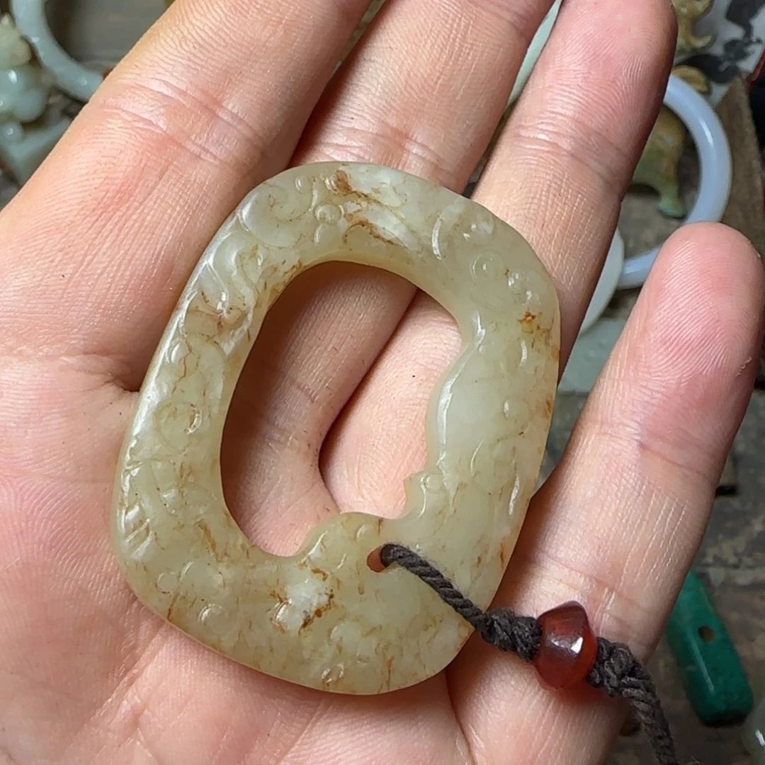 和田玉（糖玉）未镶嵌颈饰