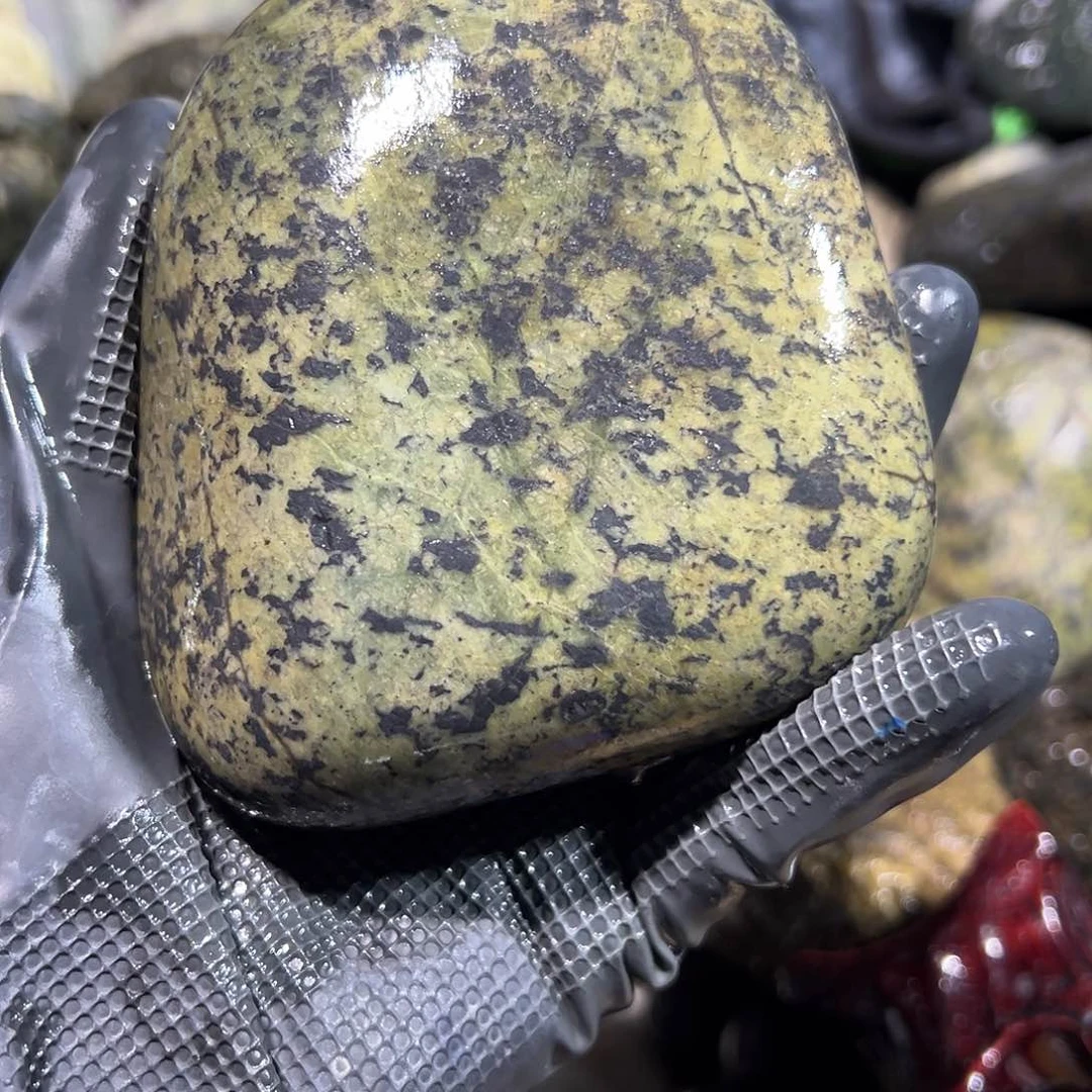合金蛇纹石玉西藏藏玉药王石鑫***^