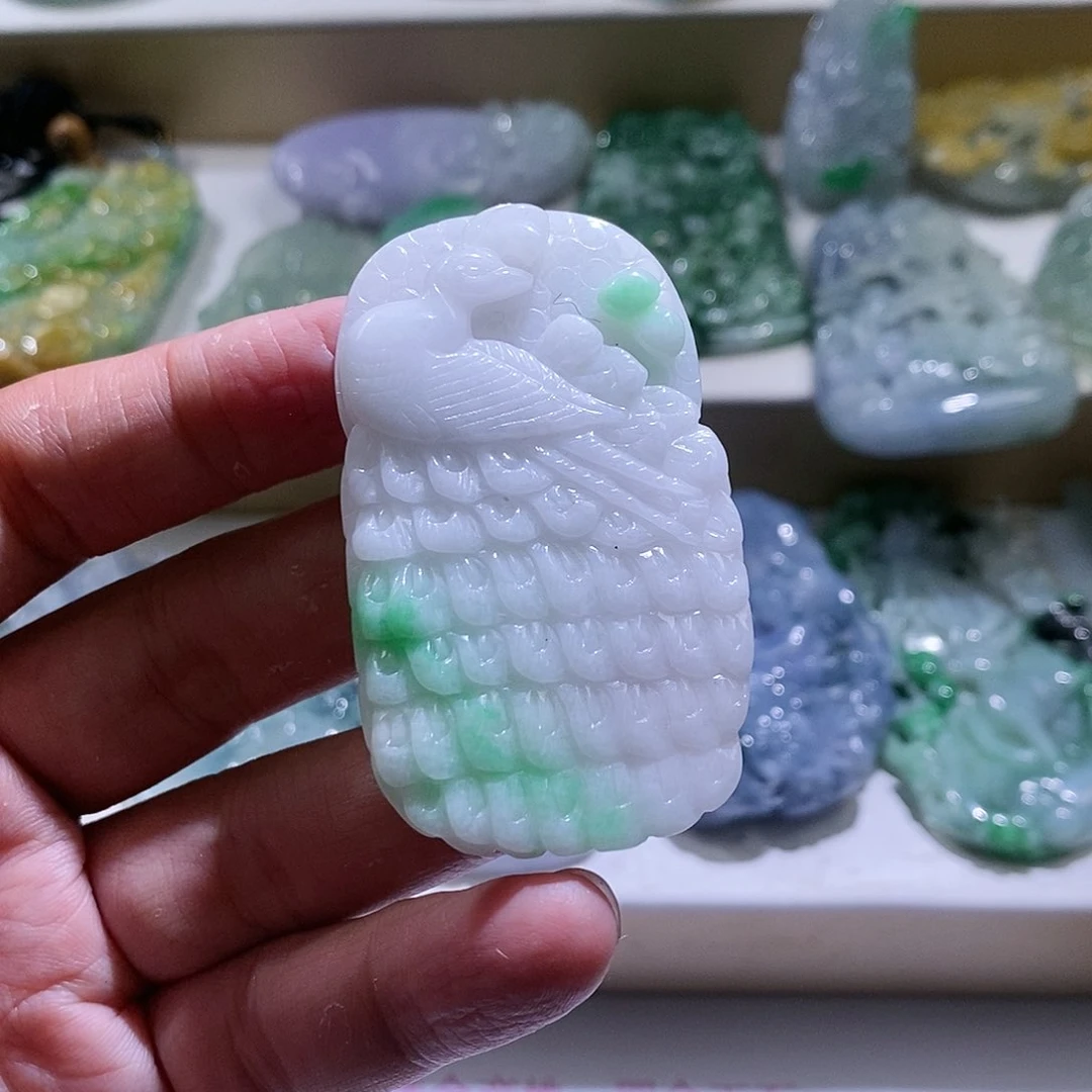 【闪购商品】翡翠颈饰未镶嵌凤凰