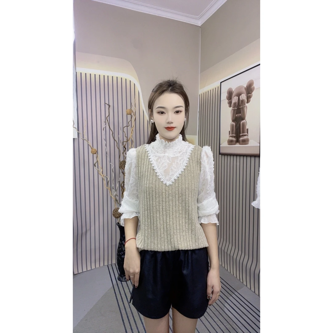 新款长袖T恤女性感镂空蕾丝拼接小衫上衣网红新款打底衫