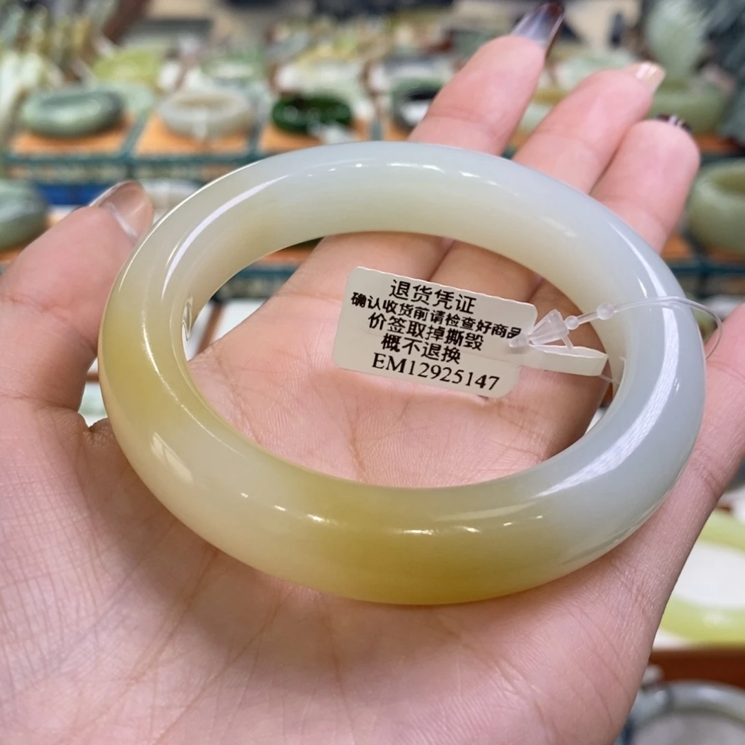 和田玉未镶嵌手镯且末糖白56/57