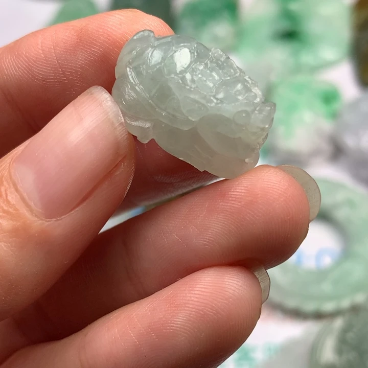 定制翡翠未镶嵌翡翠