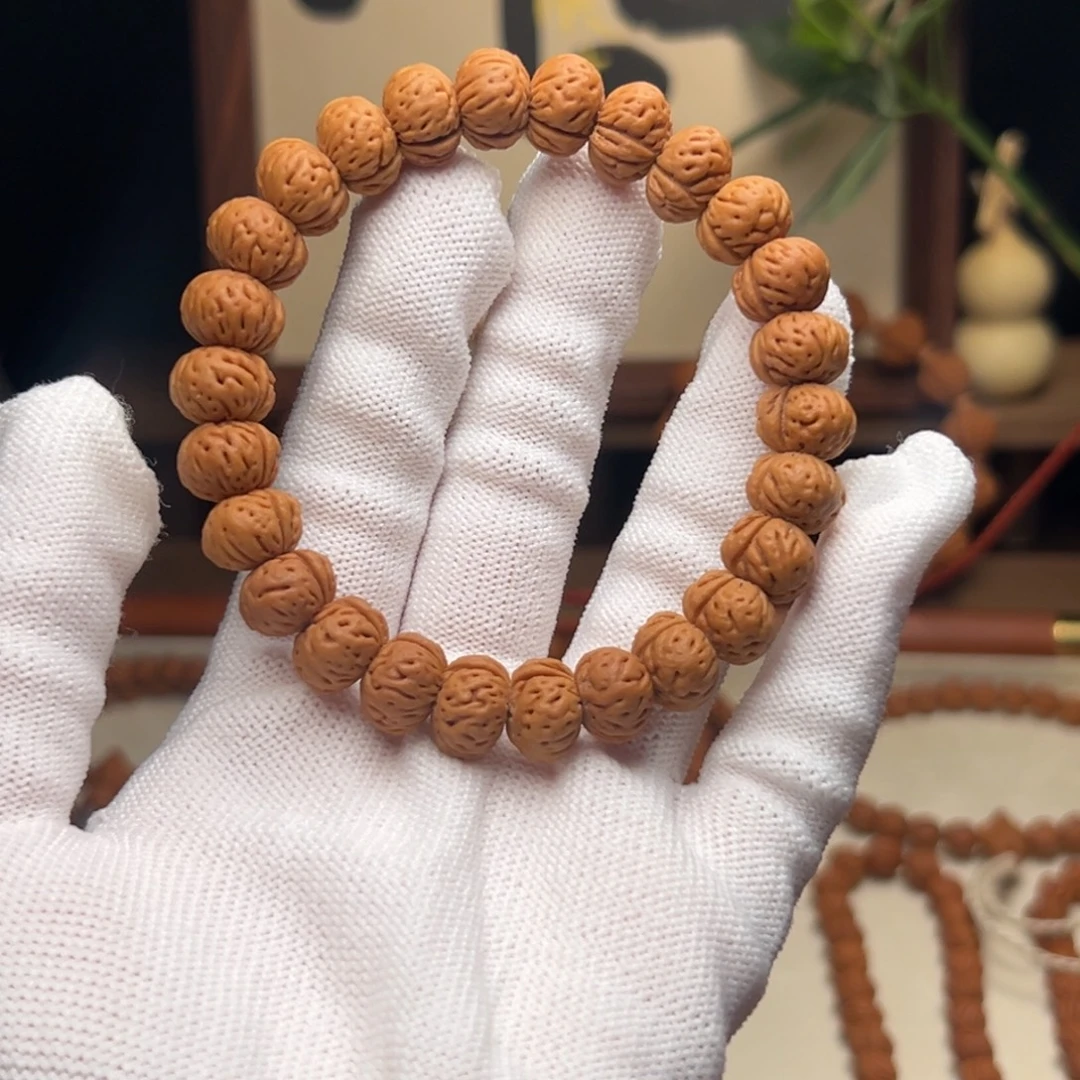 7***7木质类陕西龙纹桃核