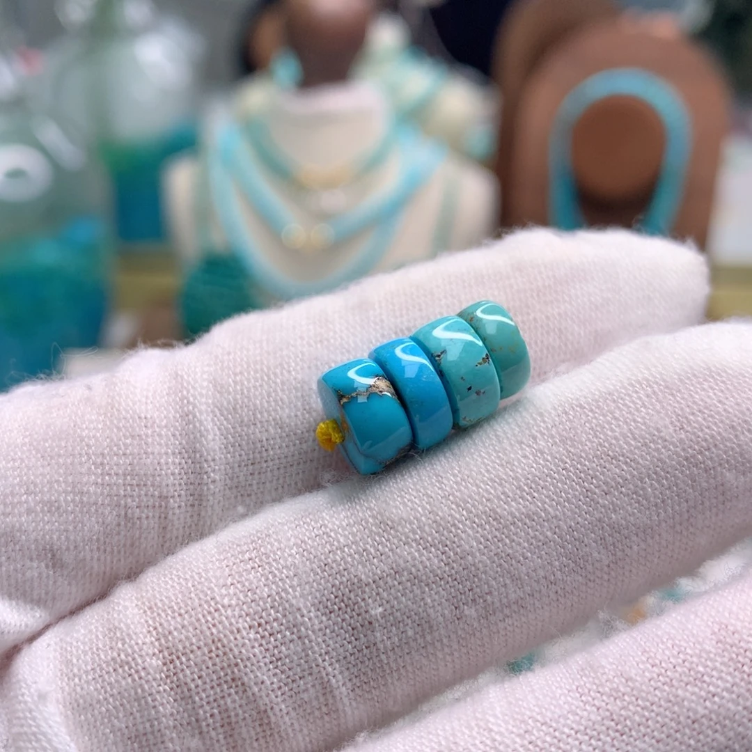 绿松石未镶嵌饰品