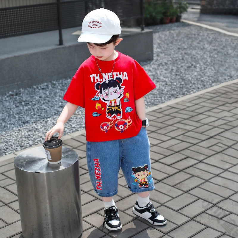 哪吒儿童服饰男童夏装套装2025新款酷帅时髦男孩宝短袖夏天衣服潮