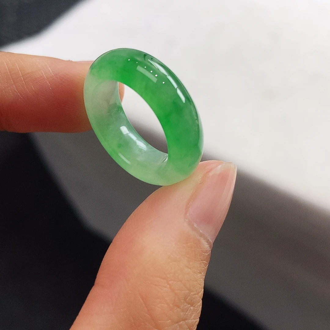 翡翠未镶嵌戒指10号