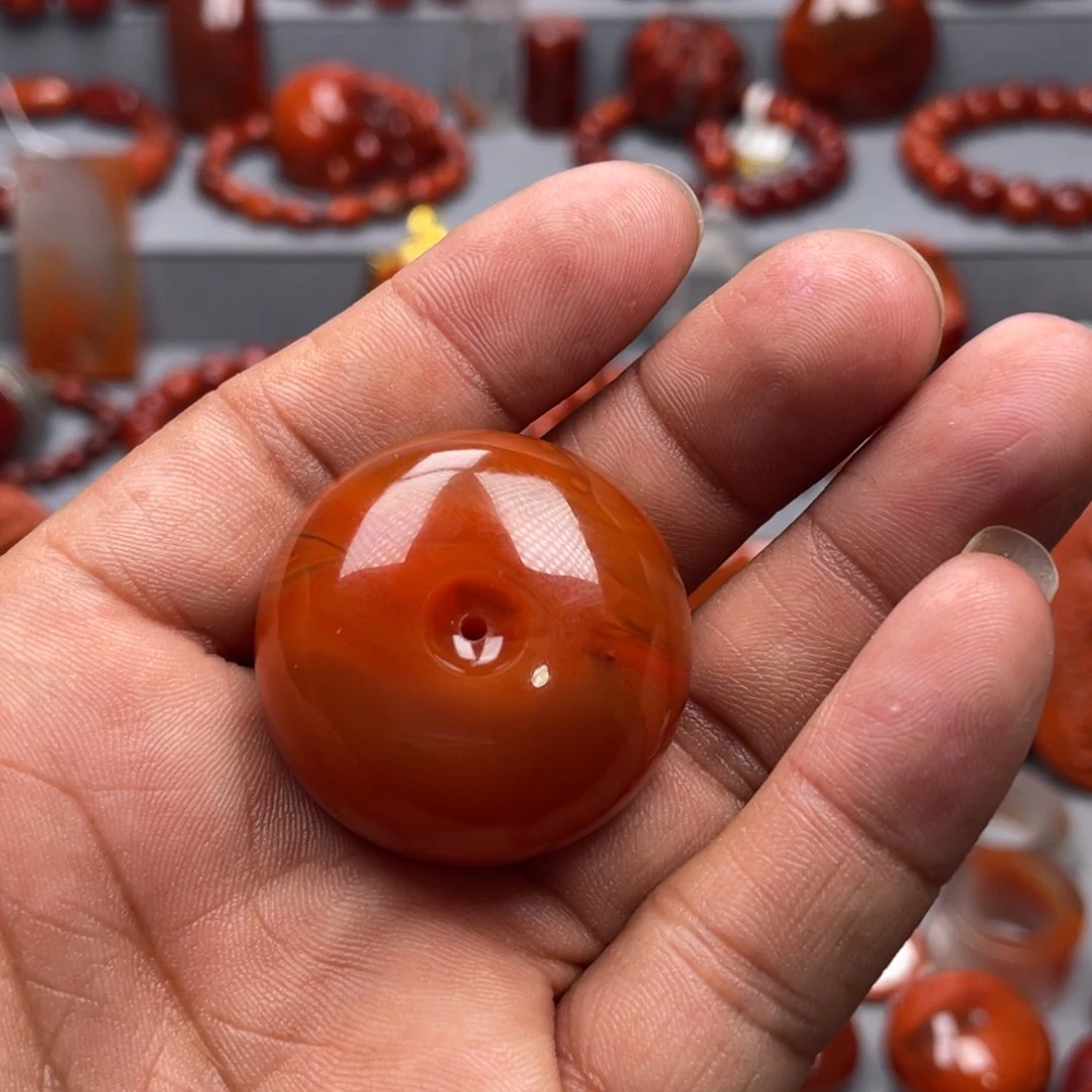 南红玛瑙未镶嵌珠宝奇石吊坠