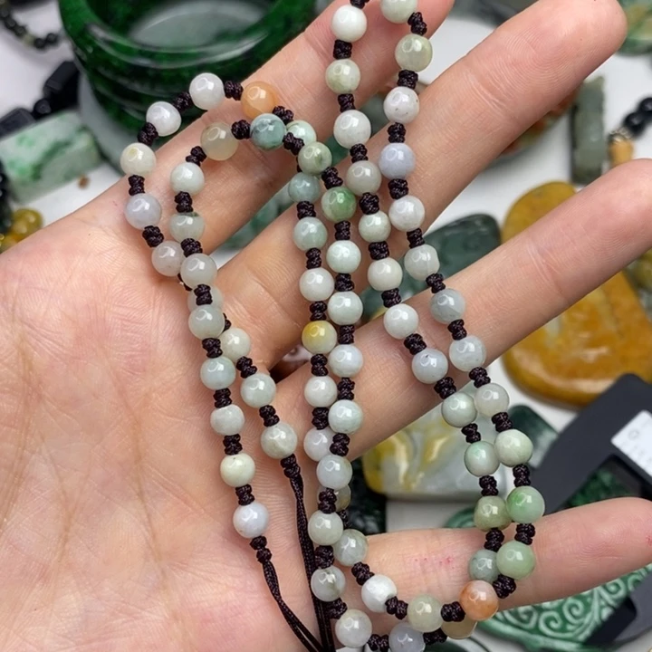 颈饰未镶嵌翡翠吊坠
