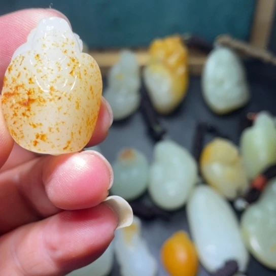 和田玉（白玉）未镶嵌车挂