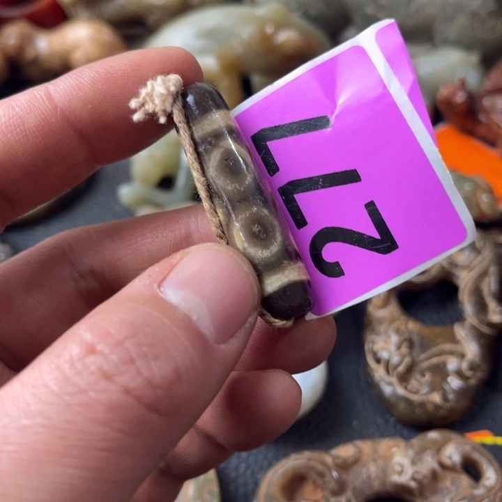 玛瑙/玉髓颈饰合金