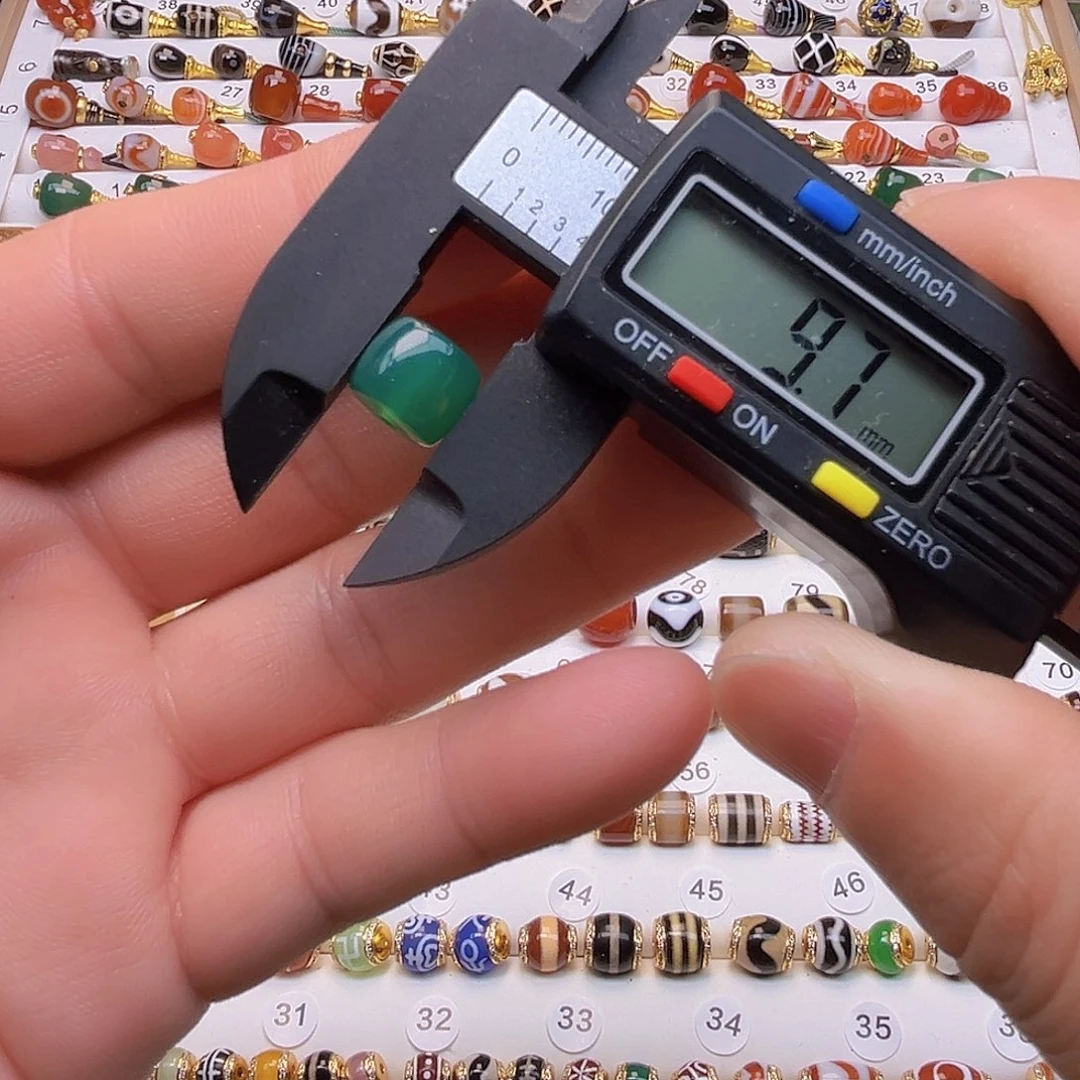 玛瑙/玉髓合金颈饰