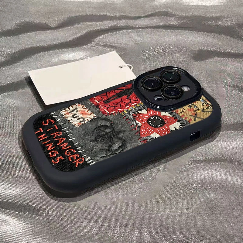 平面怪奇物语适用iphone17苹果16promax1514手机壳泡芙131211全包