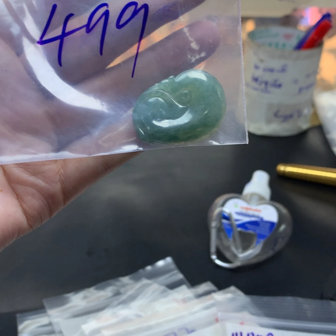 定制翡翠未镶嵌s***?翡翠