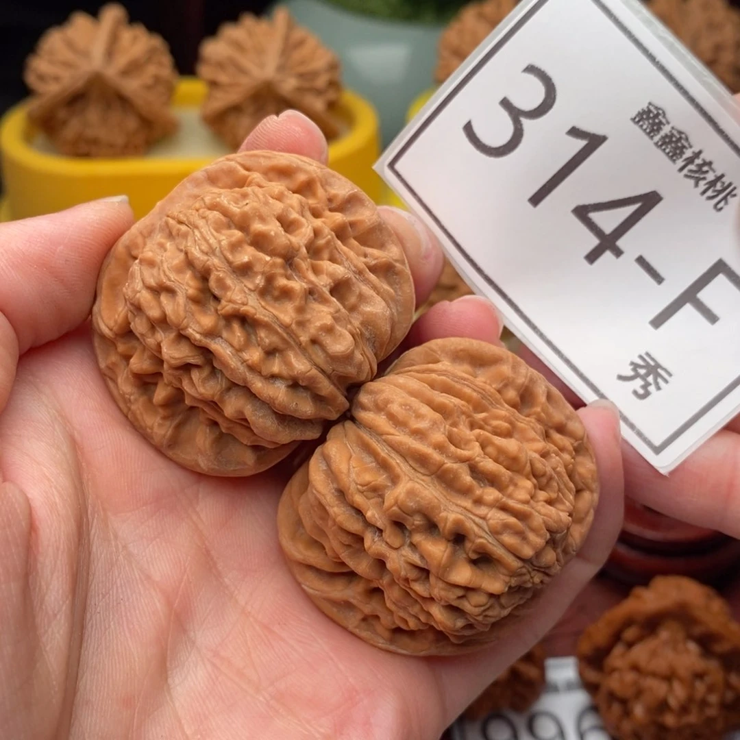 文玩核桃把件汉高楼42