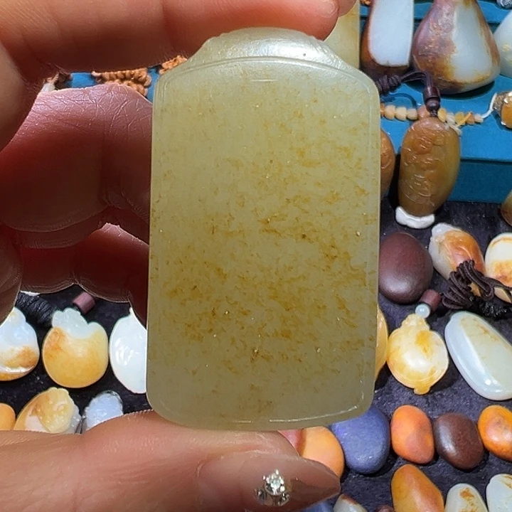 和田玉未镶嵌吊坠(不含链)