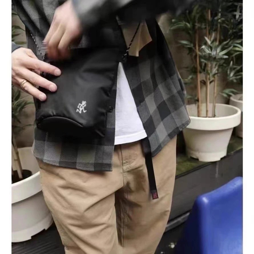 帆布手机包格子小清新韩版男女中性潮流包包女款爆款2025新款黑色