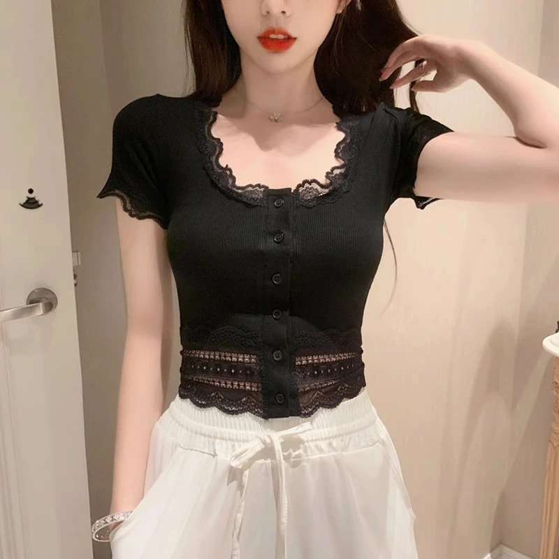 网红洋气炸街女装蕾丝拼接修身T恤夏季短袖短款上衣独特漂亮小衫