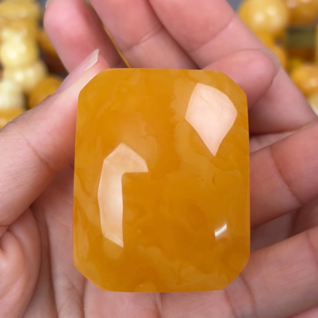 蜜蜡未镶嵌吊坠(不含链)面包牌