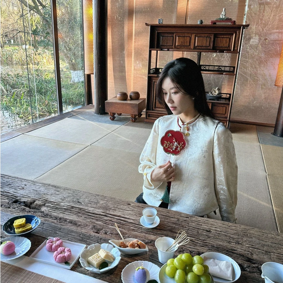 syna希娜 高定梅花纹新中式立领衬衫