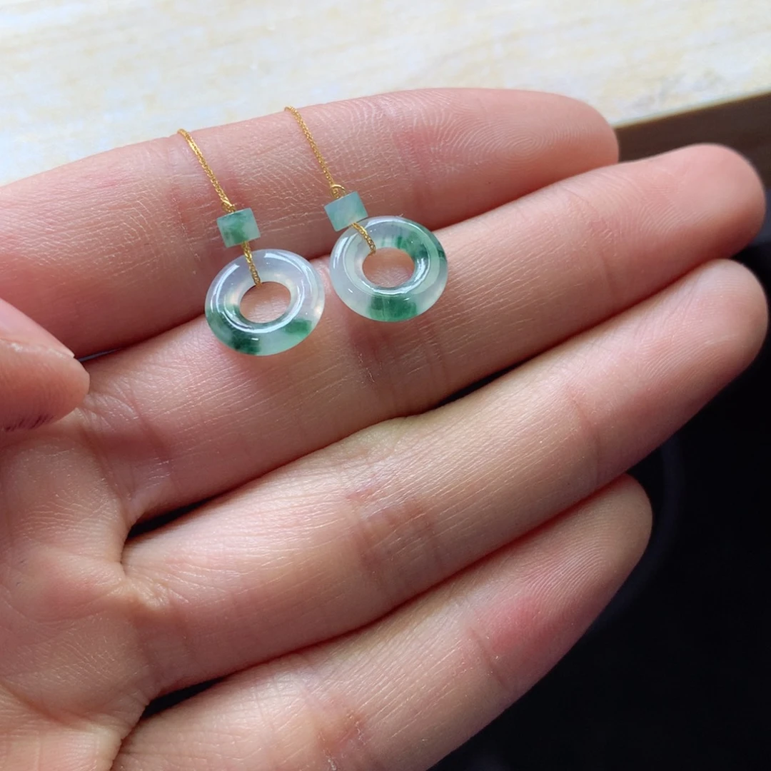 翡翠颈饰18K金镶嵌吊坠