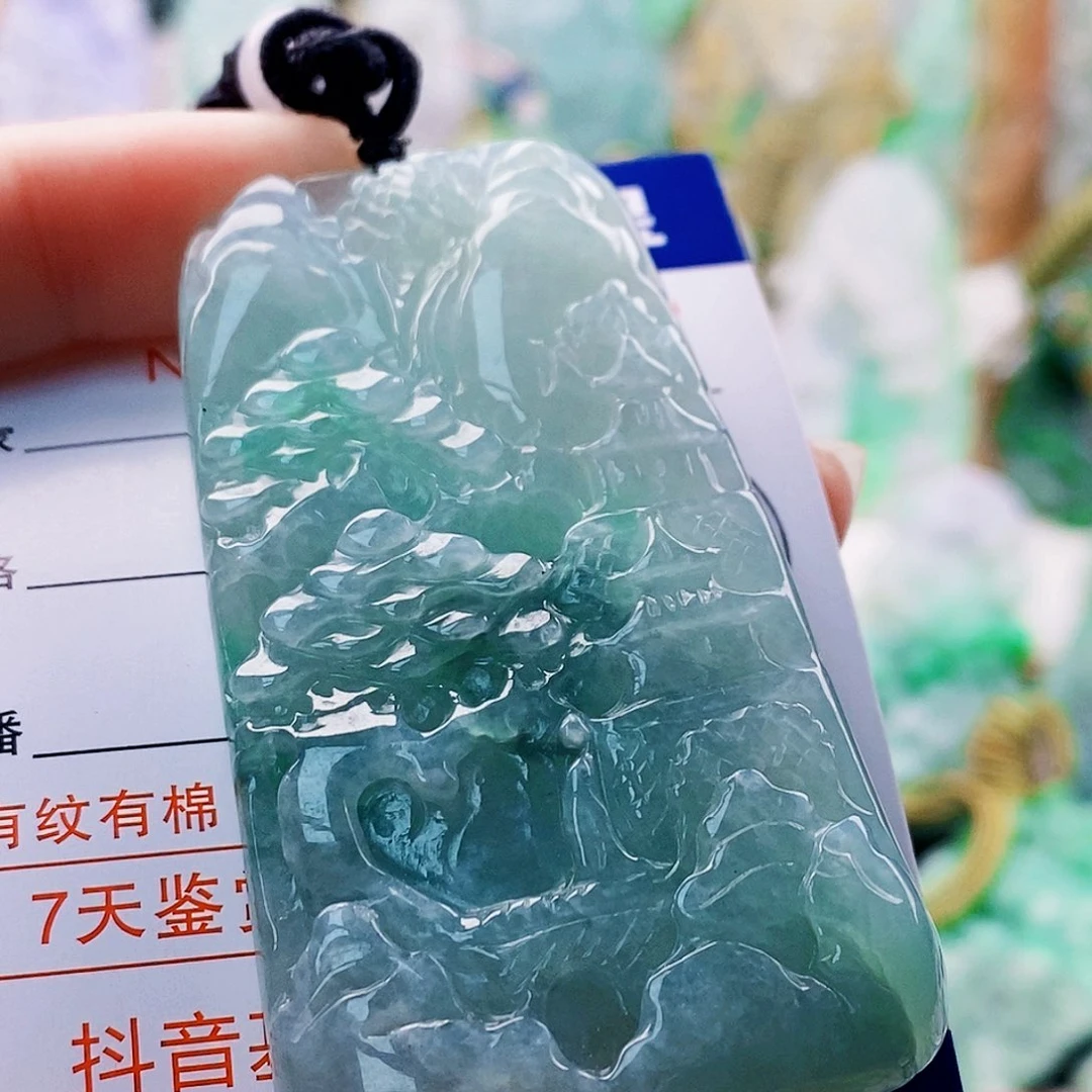 吊坠(不含链)未镶嵌翡翠