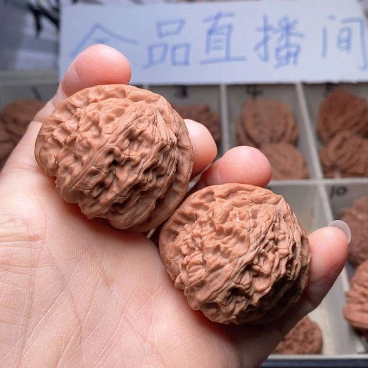 文玩核桃吊坠?****?三角白