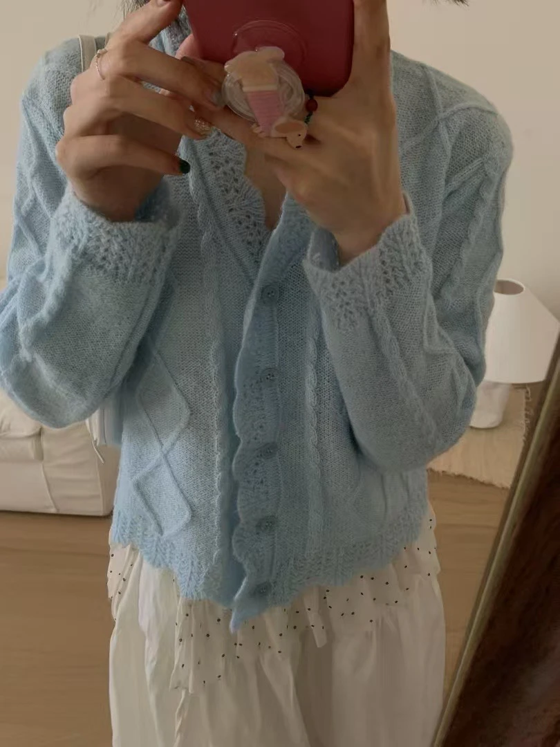 慵懒风纯色v领勾花镂空开衫宽松毛衣上衣女