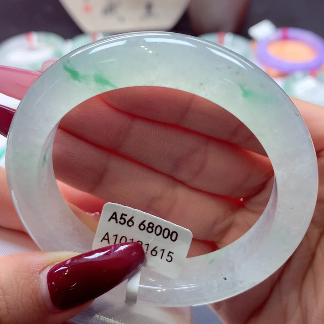 翡翠手镯未镶嵌泥鳅背36号66