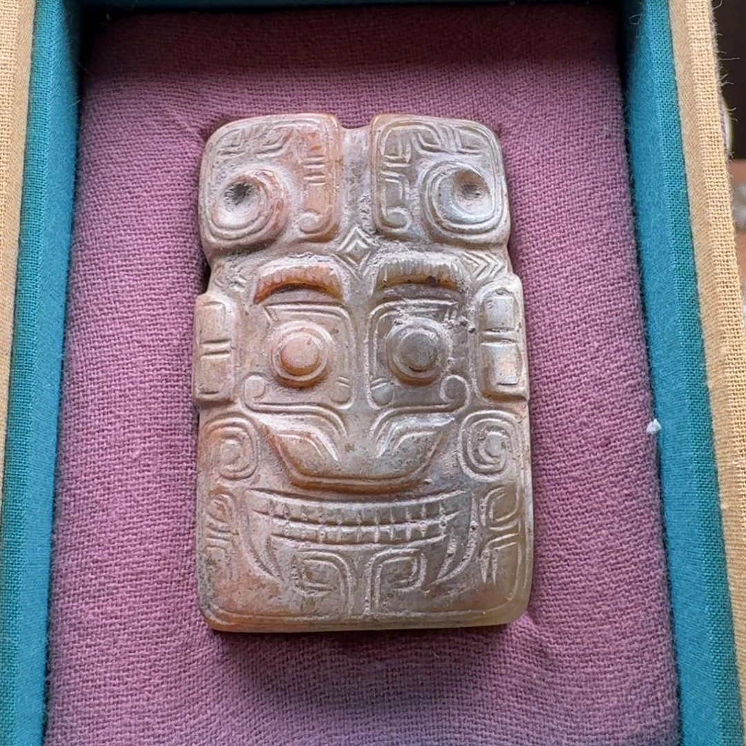 和田玉颈饰未镶嵌郑**帅