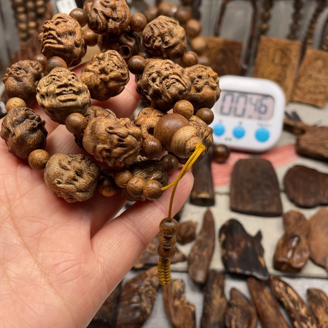 喜***华沉香碎屑沉香柬埔寨菩萨