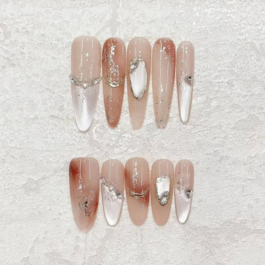 秋冬极简晕染裸色高级布契拉梯高级感百搭显白纯手工穿戴甲美甲