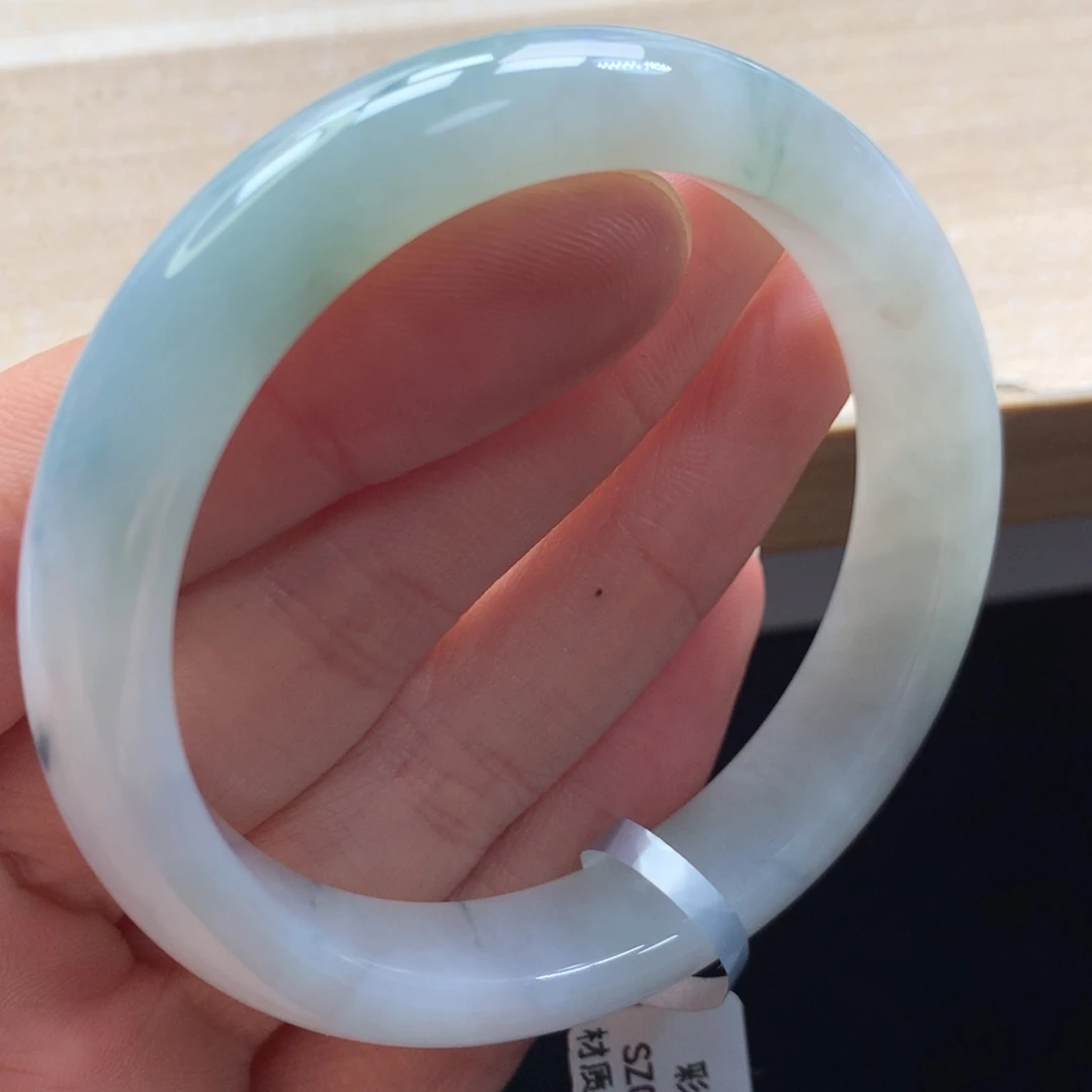 未镶嵌手镯翡翠手镯