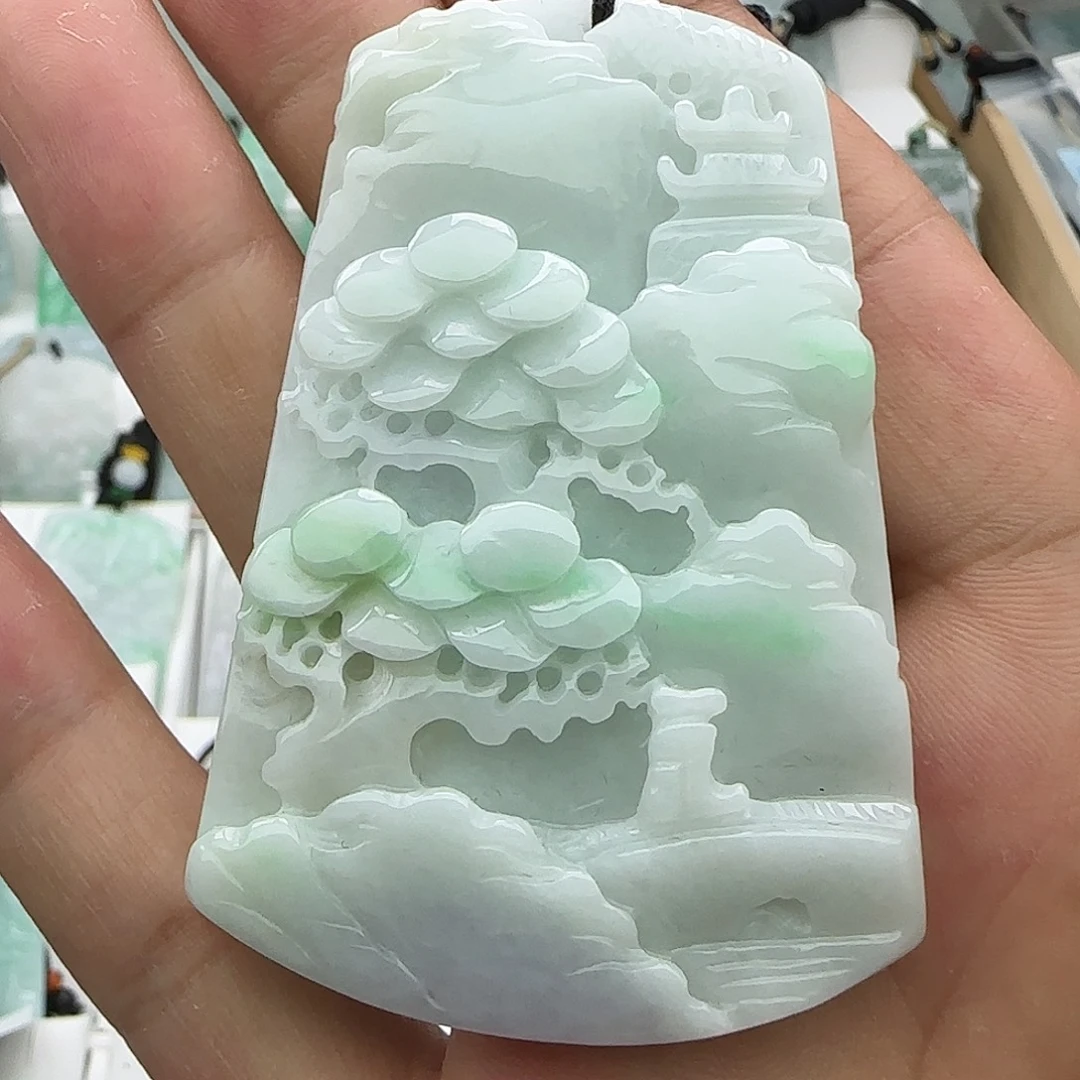 翡翠未镶嵌颈饰翡翠