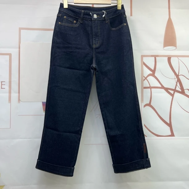 水木工芳2025早秋新款百搭显瘦休闲严管牛仔裤现货直筒裤女9118