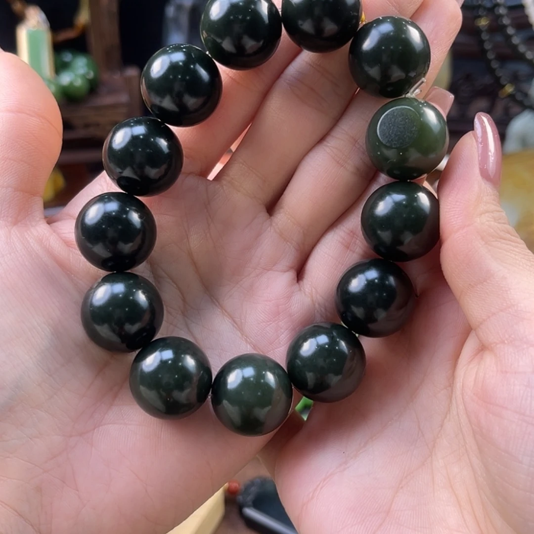 和田玉未镶嵌手串