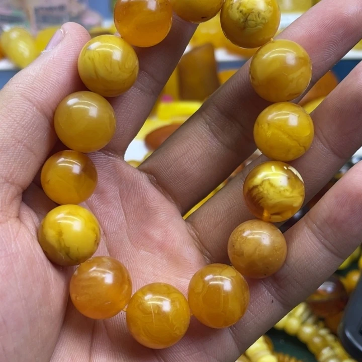 未镶嵌琥珀珠宝奇石