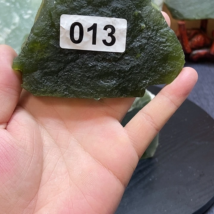 蛇纹石玉未镶嵌岫玉高品质原石