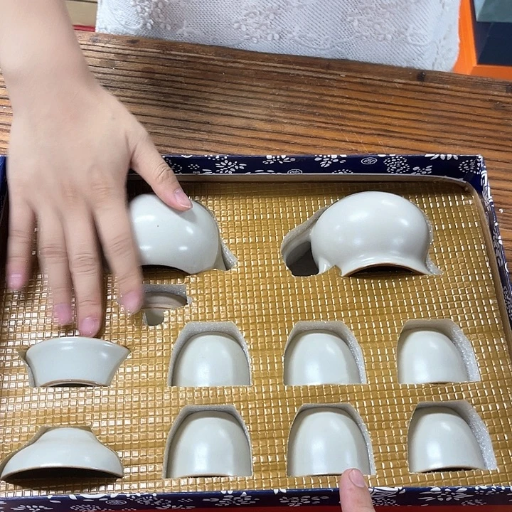 孤品茶具套装等。
