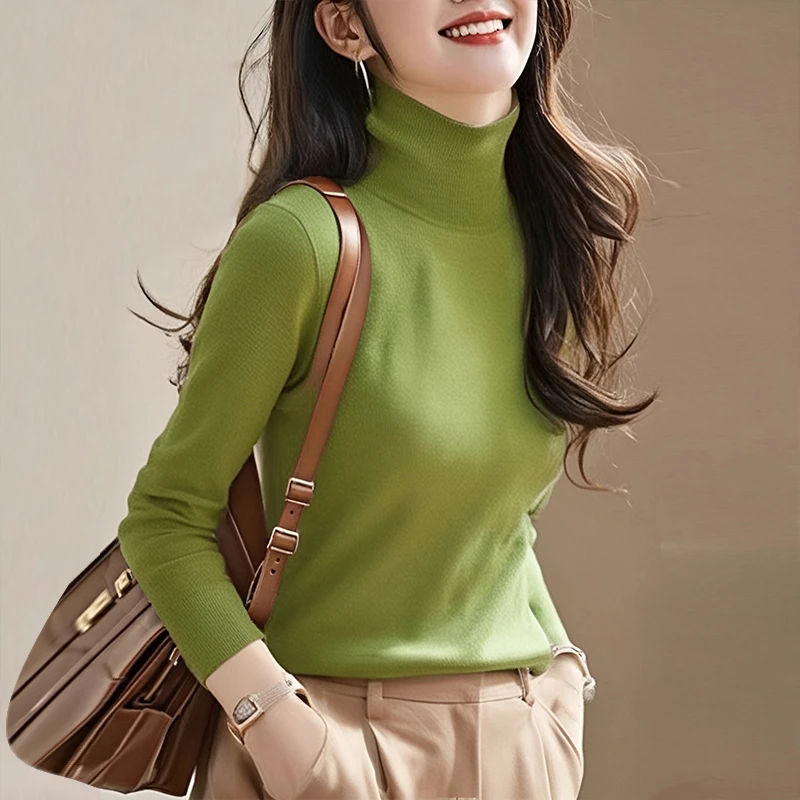 时尚百搭纯色显瘦秋冬半高领针织打底衫女保暖上衣