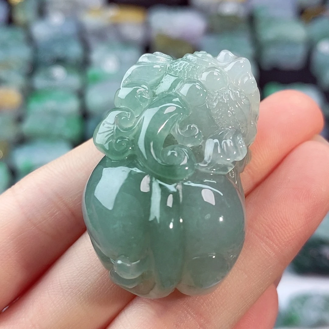 翡翠未镶嵌颈饰天然